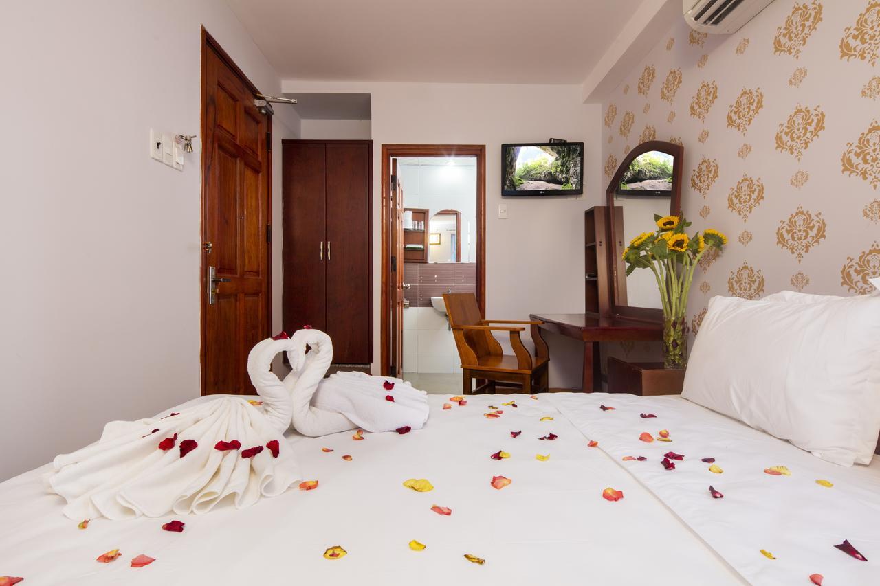 Pearl Beach Hotel Nha Trang Exterior photo